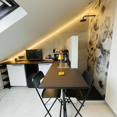 Lovely Mini Attic Apartment Рапало Екстериор снимка